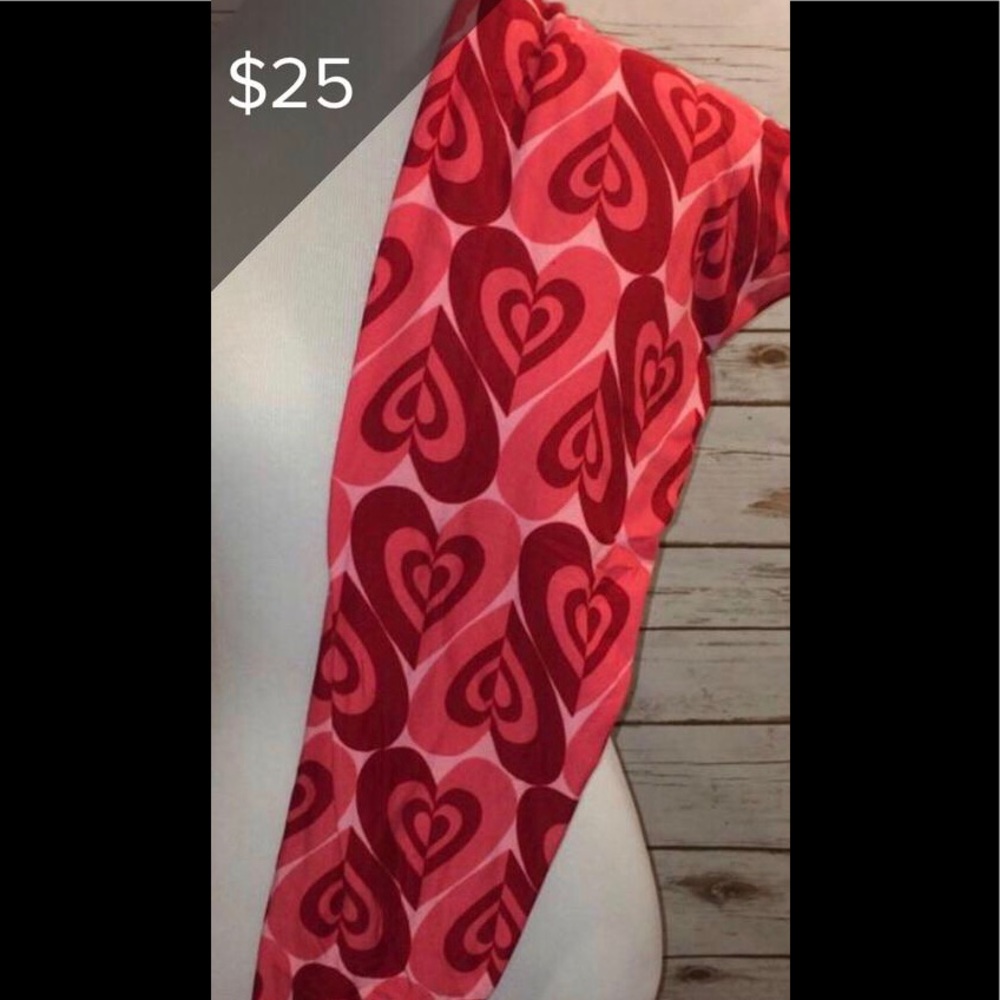 Os Lularoe Valentine's leggings